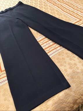 NWOT St. John Caviar Classic Black Trousers, Chic Wide Leg, Knit Wool Blend, 10